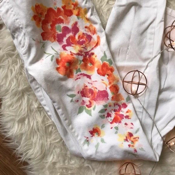 White Floral Print Jeans - Picture 2 of 5